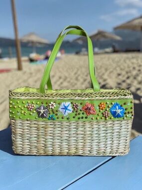 Handmade Woven Straw Tote Purse Handbag Shoulder Bag in Lime Green